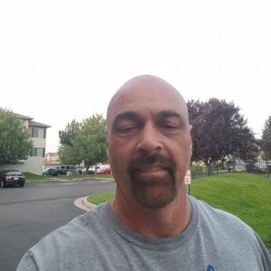 Meet your Posher, Troy